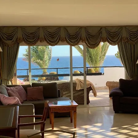Front Line Luxury